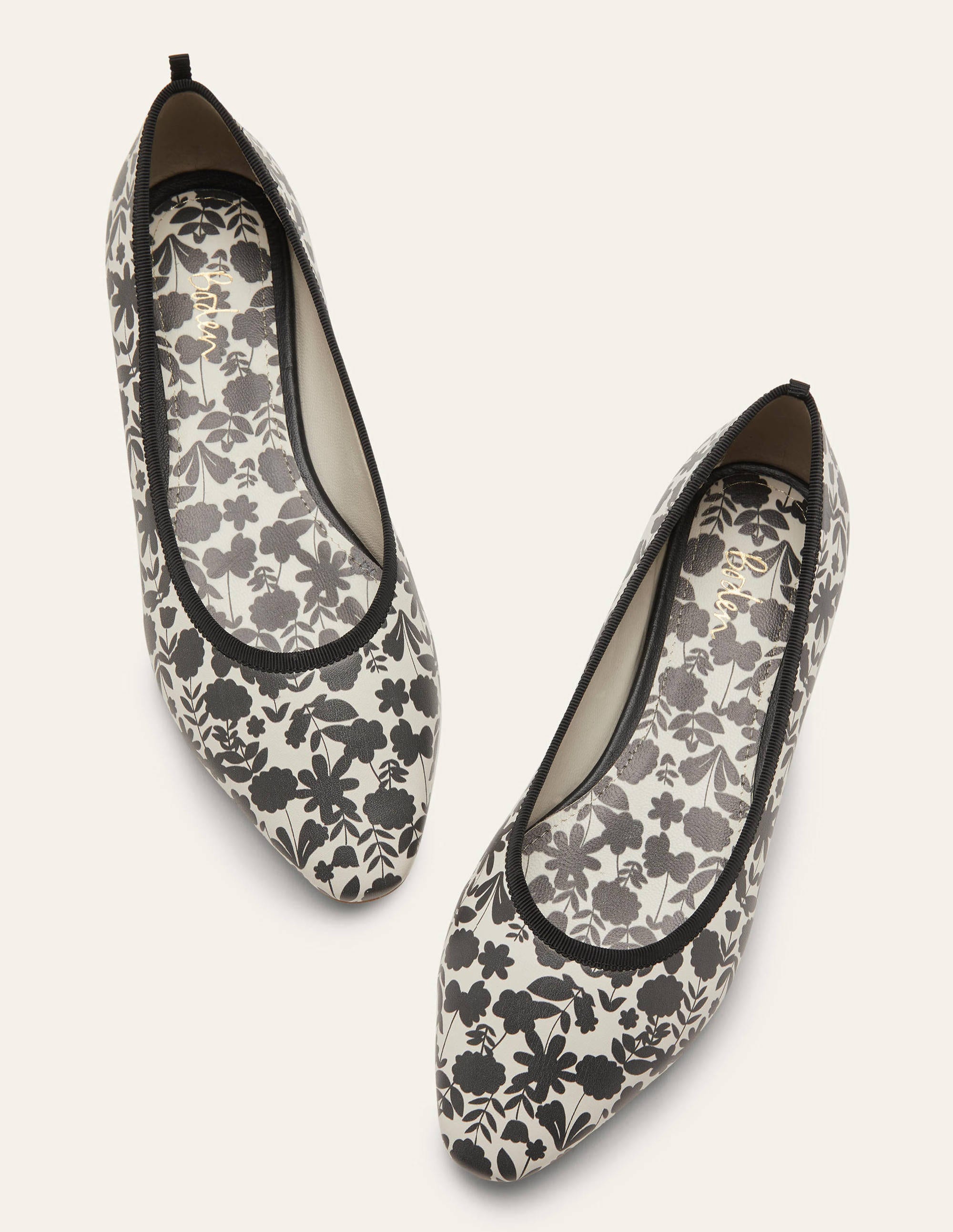 Ballerines à bout en amande BLK Femme Boden, Black