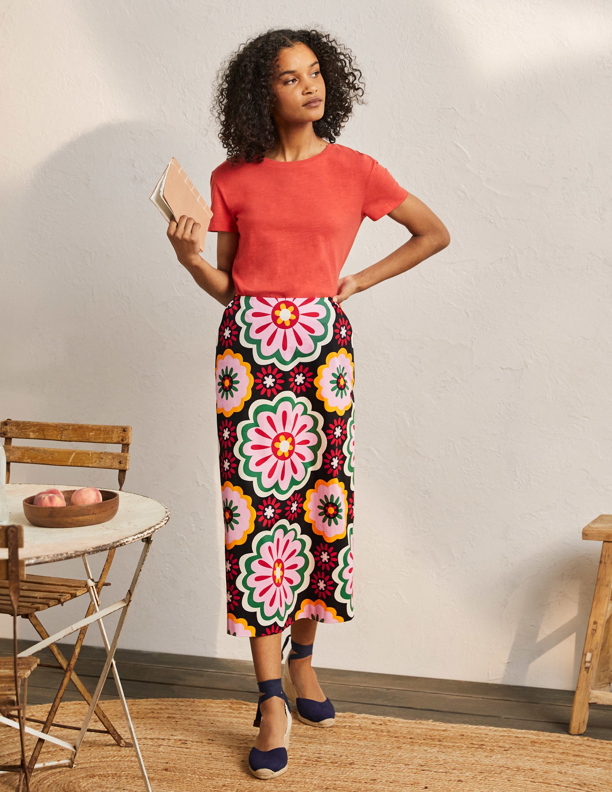 Jupe midi trapèze imprimée BLK Femme Boden, Black