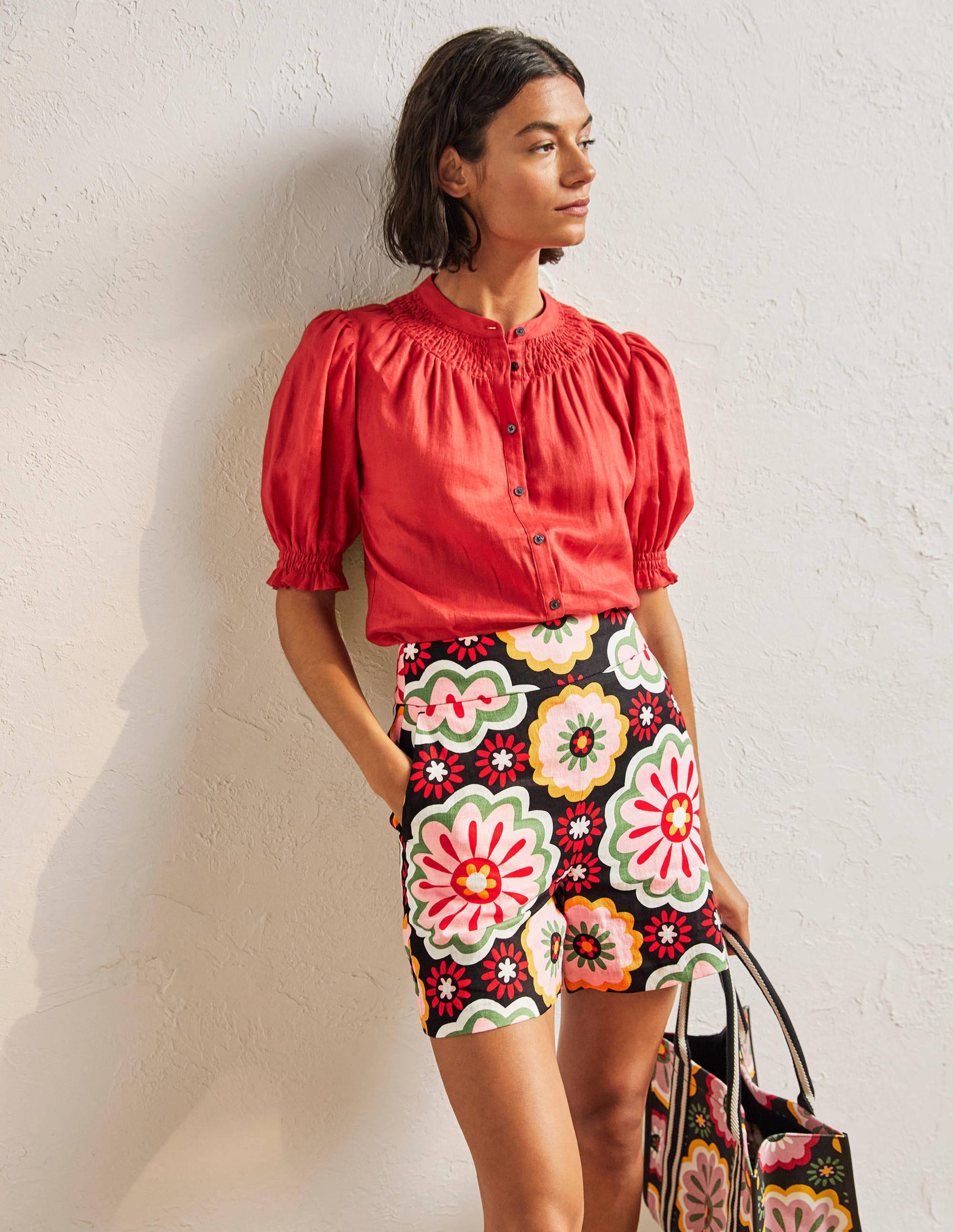 Short Georgina en lin FLR Femme Boden, Black