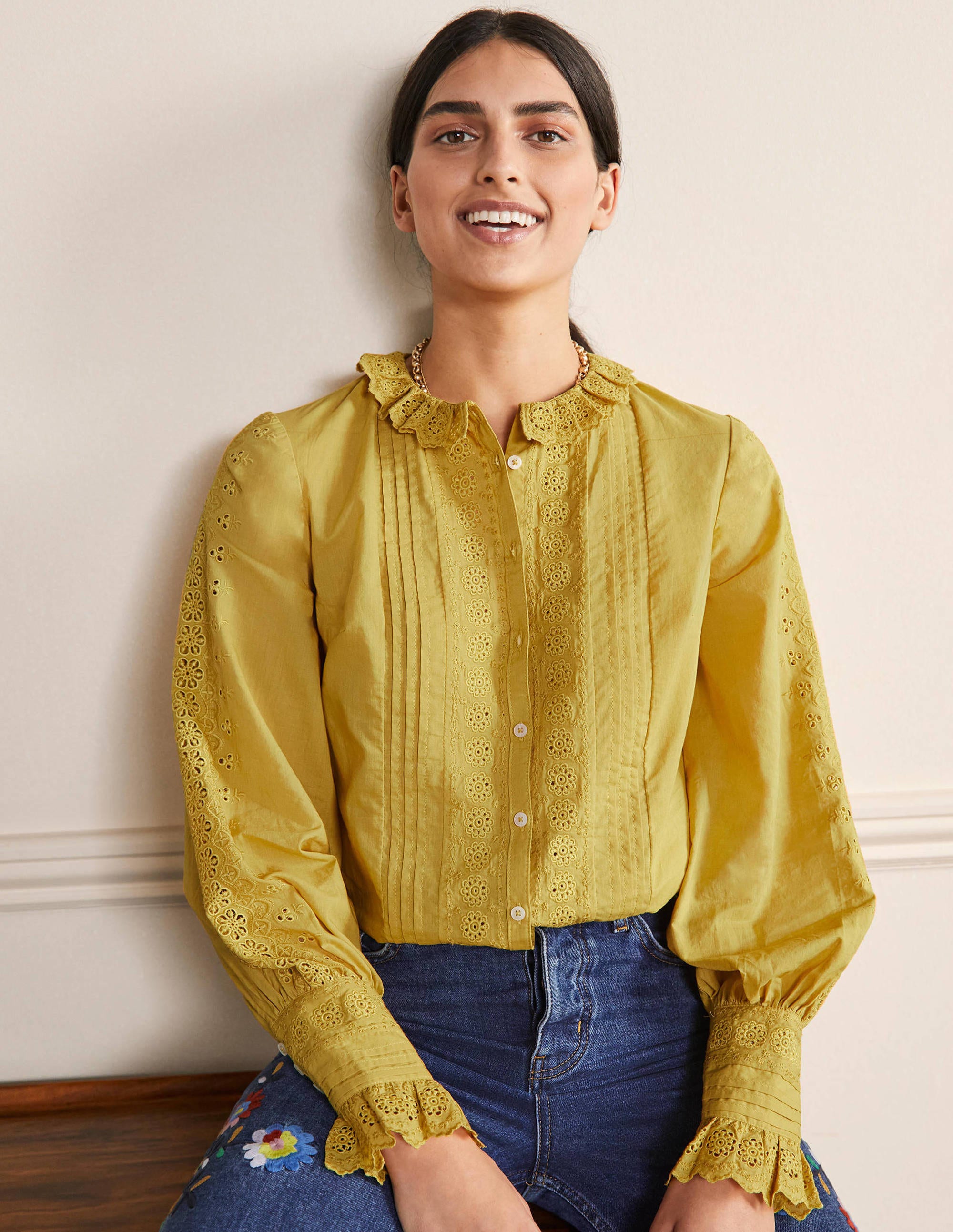 Blouse avec broderie anglaise MUS Femme Boden, Yellow