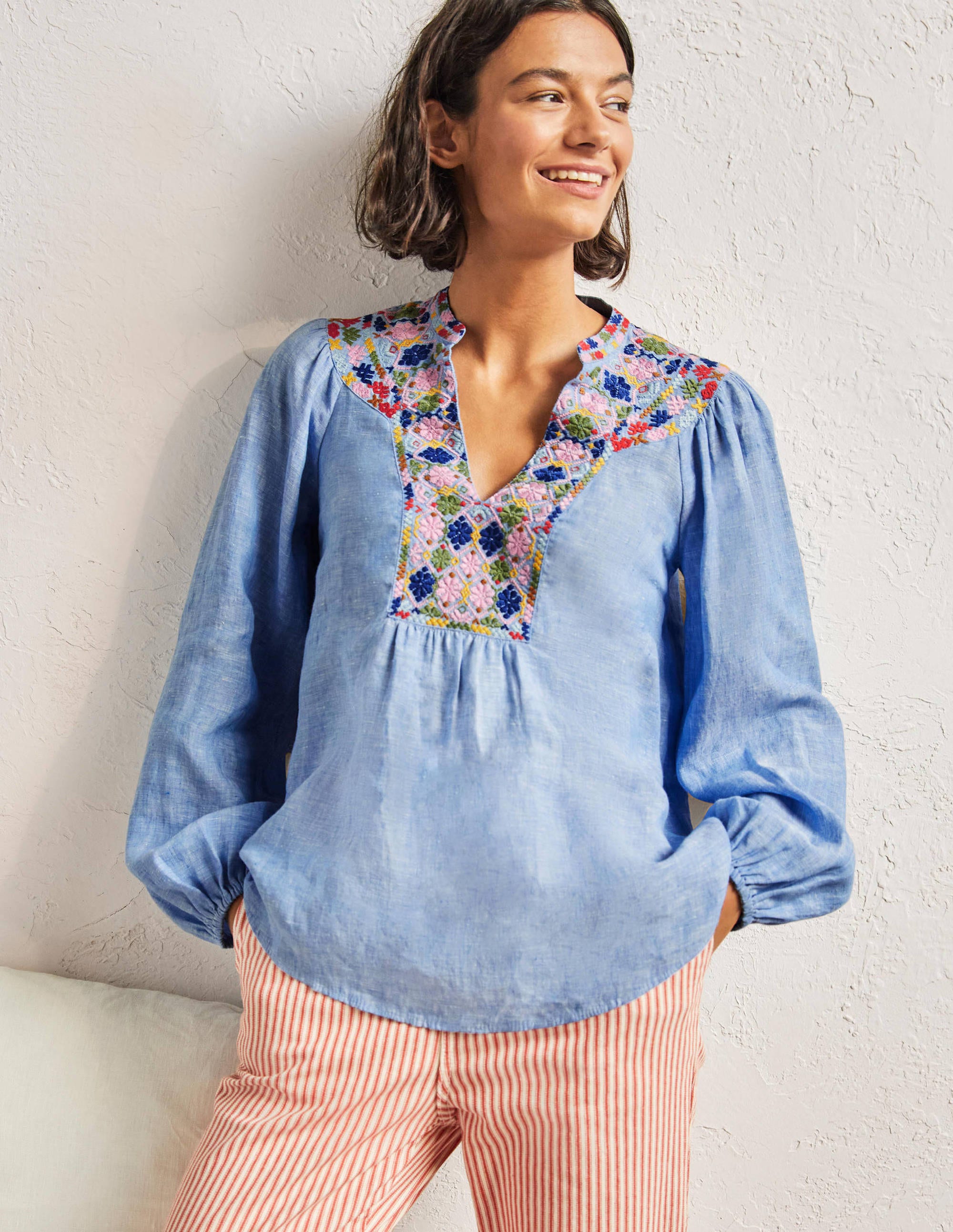 Top brodé en lin BLU Femme Boden, Chambray
