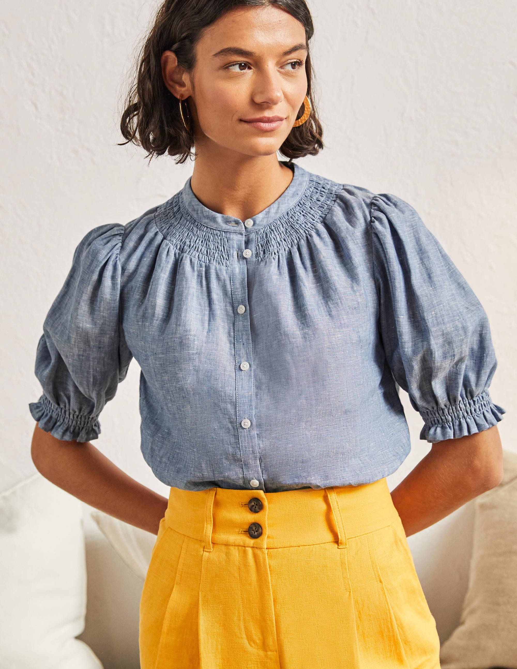 Blouse manches courtes à smocks BLU Femme Boden, Chambray