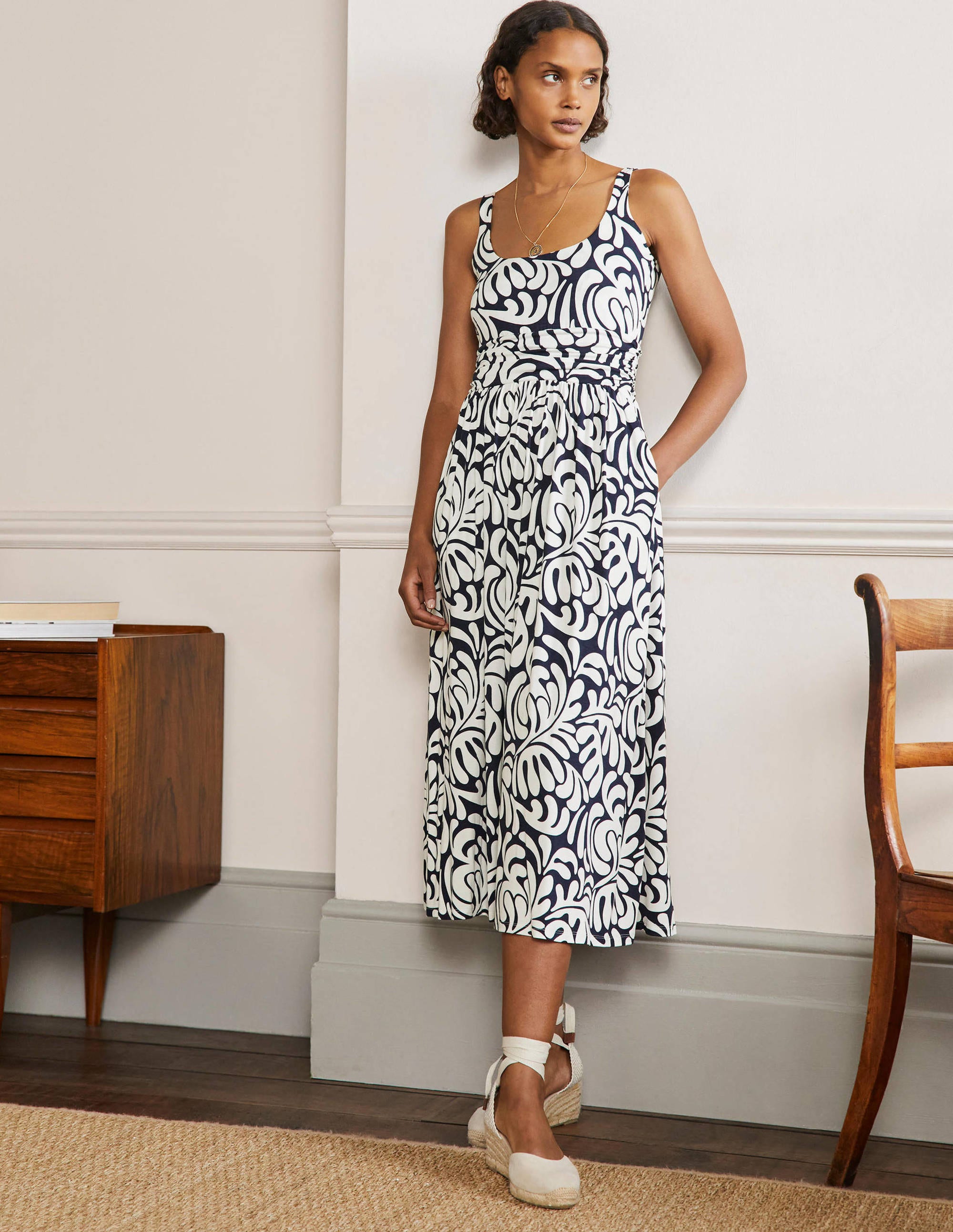Robe midi col U en jersey NVY Femme Boden, Navy