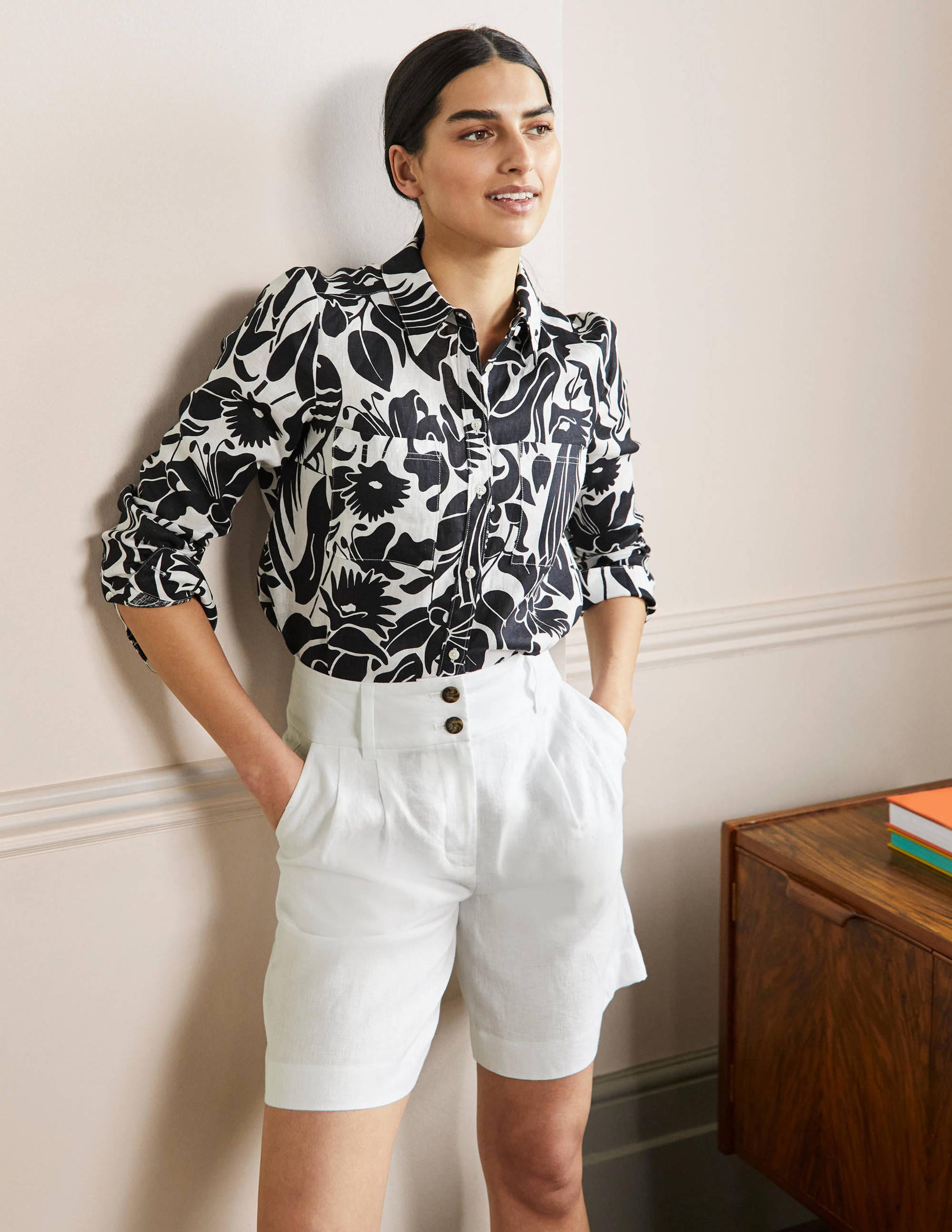 Short plissé en lin WHT Femme Boden, White